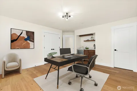 $2,975,000 | 815 130th Avenue Northeast, Bellevue, WA 98005