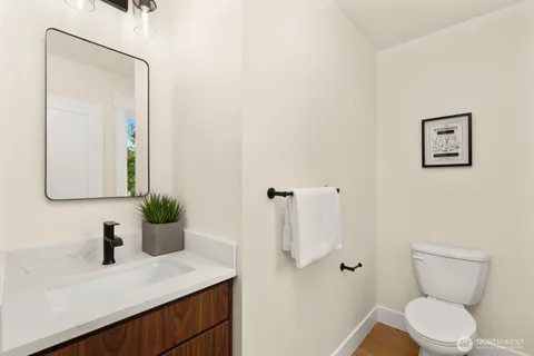 $2,975,000 | 815 130th Avenue Northeast, Bellevue, WA 98005