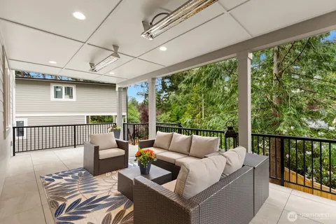 $2,975,000 | 815 130th Avenue Northeast, Bellevue, WA 98005