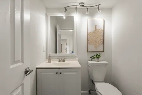 $275,000 | 8400 Jamestown Drive, Unit 310, Austin, TX 78758