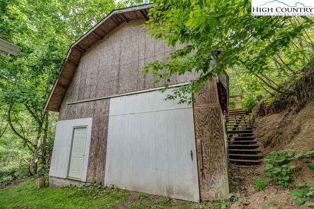 $259,000 | 876 Courtney Lane, Vilas, NC 28692