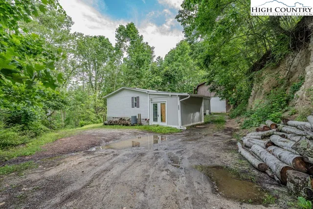 $259,000 | 876 Courtney Lane, Vilas, NC 28692