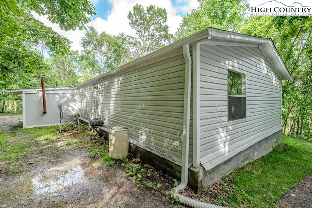 $259,000 | 876 Courtney Lane, Vilas, NC 28692