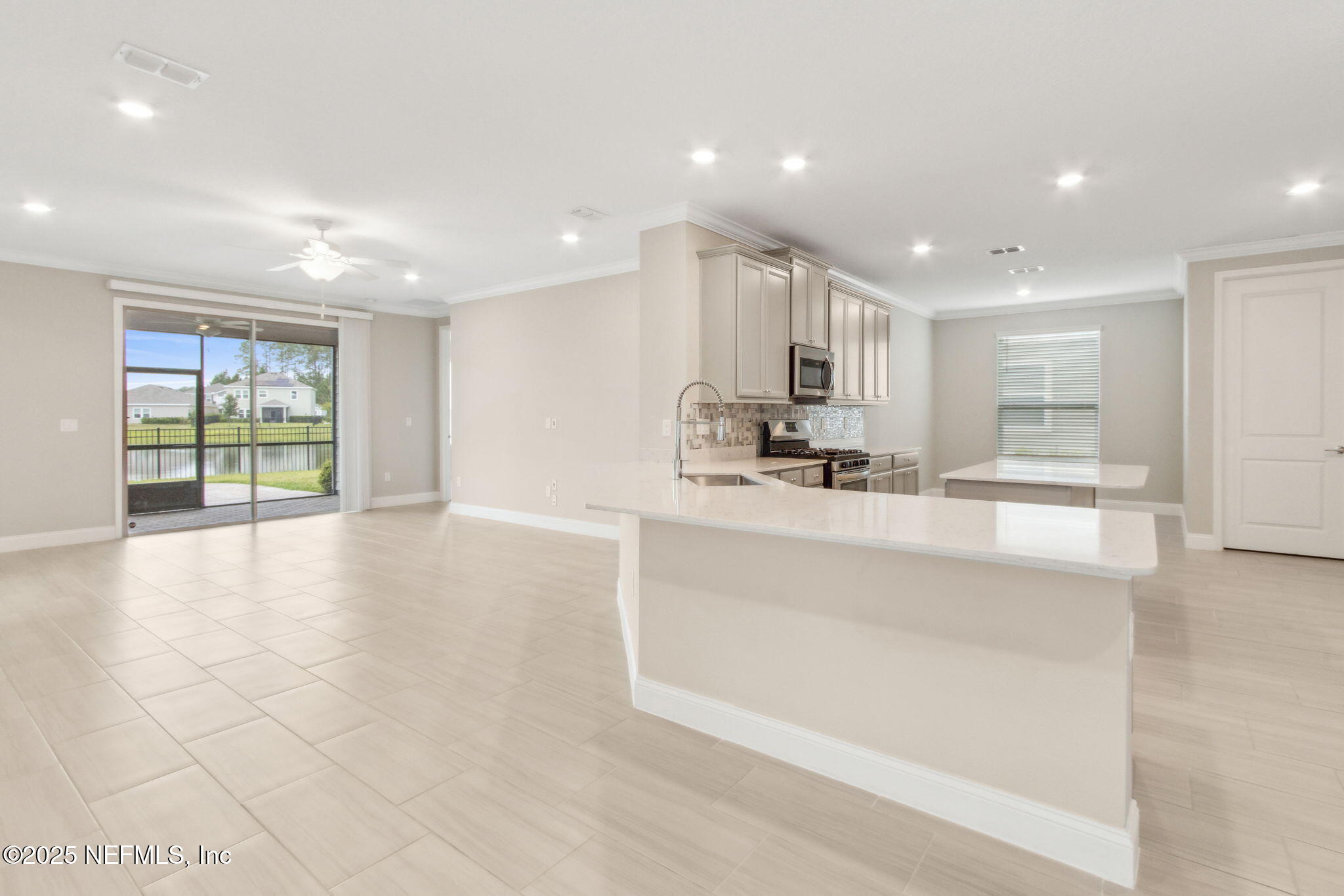 75643 Sunberry Drive Yulee, FL 32097 - Photo 4 of 73 7-web-or-mls-75643 Sunberry Dr (27 of 66