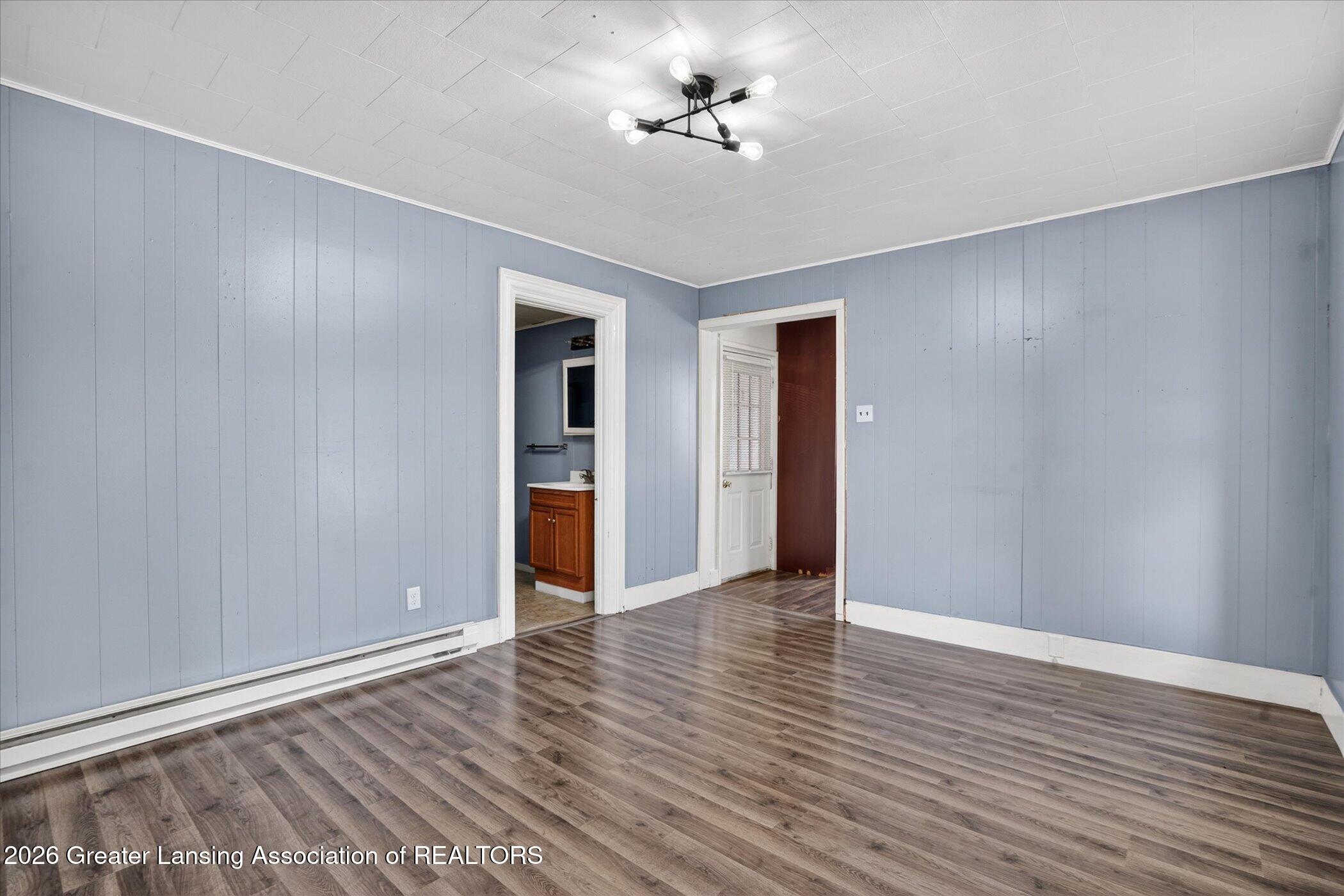 8843 Bunkerhill Road Jackson, MI 49201 - Photo 9 of 37 22-8843-Bunkerhill-Rd-WindowStill