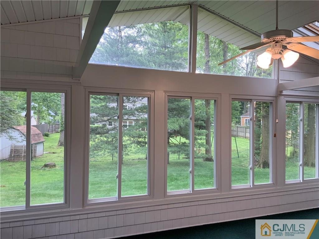 4 Deborah Drive Edison, NJ 08820 - Photo 5 of 20 Gallery Image 5