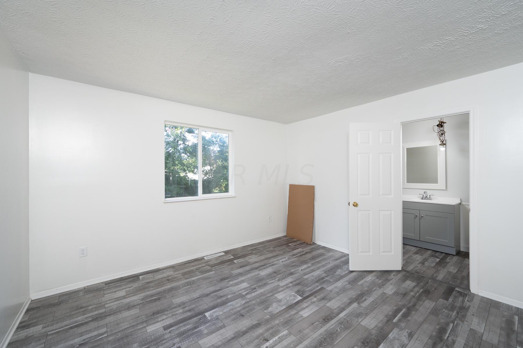 136 East Branch Road Delaware, OH 43015 - Photo 27 of 36 Bedroom One