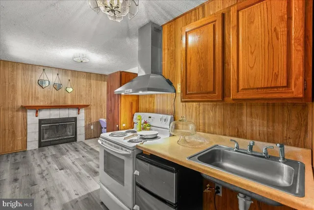 $510,000 | 9442 Brentsville Road, Manassas, VA 20112