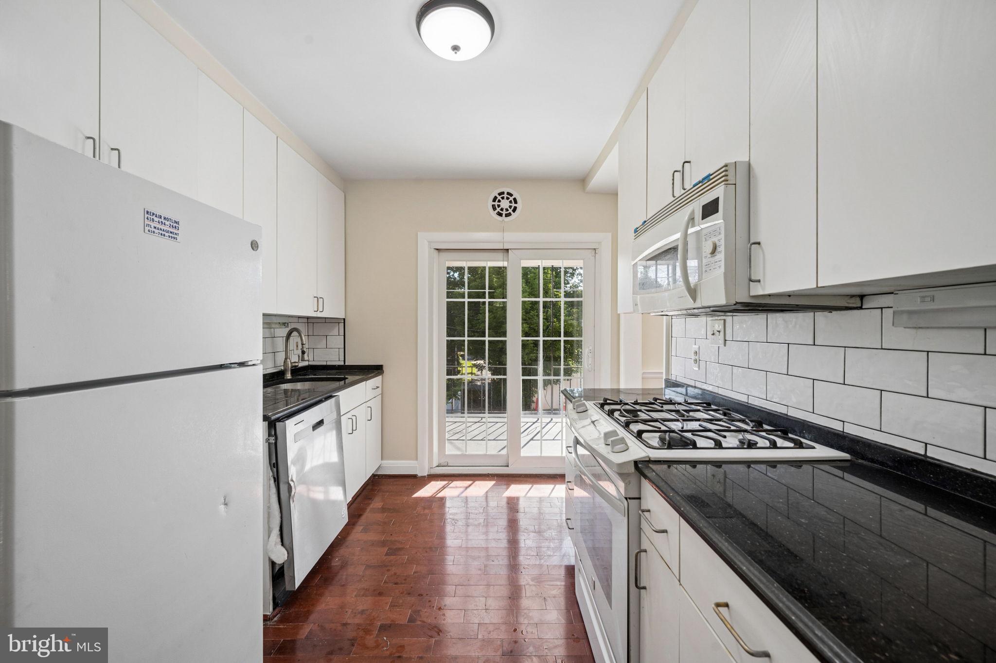 33 Briarwood Road Catonsville, MD 21228 - Photo 16 of 43