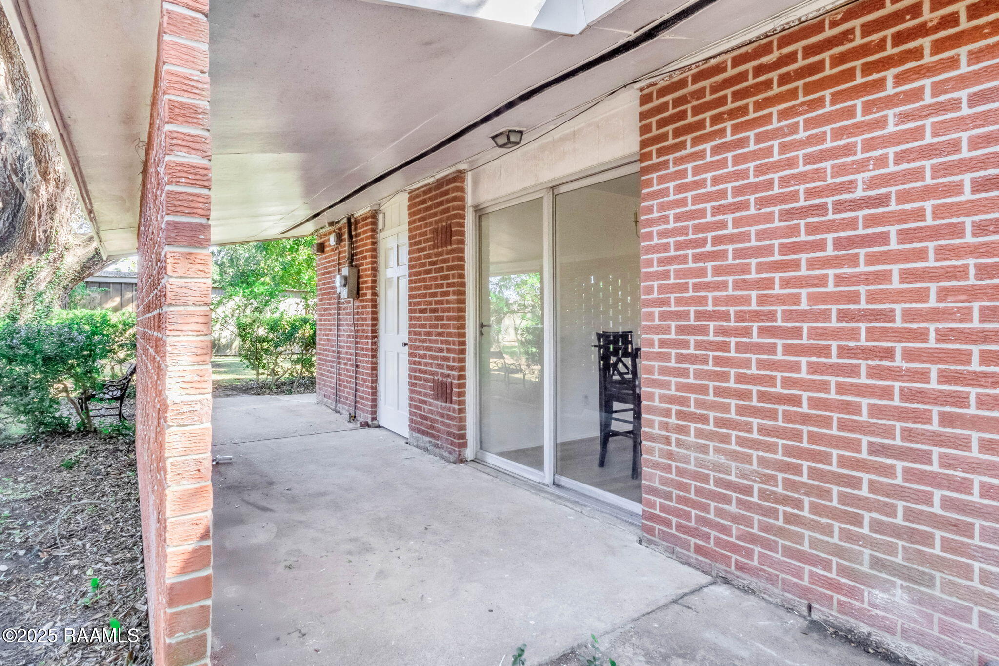 425 Normandy Road Lafayette, LA 70503 - Photo 13 of 15 12-web-or-mls-425 Normandy-13