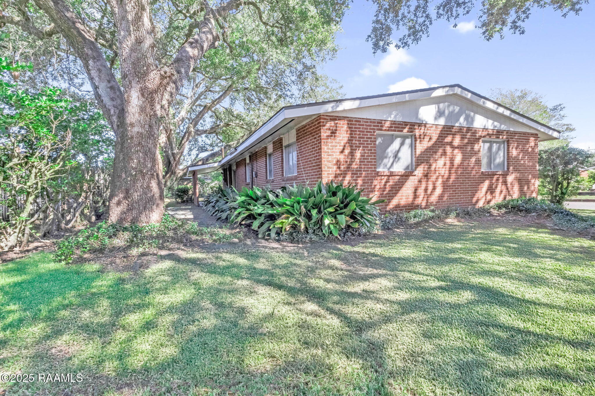 425 Normandy Road Lafayette, LA 70503 - Photo 15 of 15 14-web-or-mls-425 Normandy-15