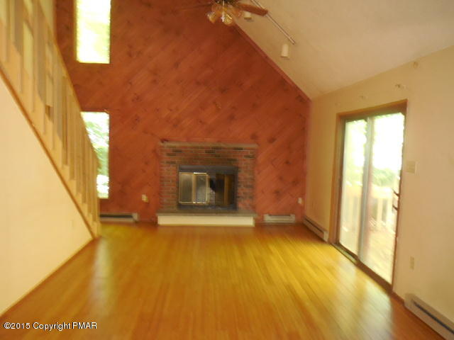 3333 Oberon Road Tobyhanna, PA 18466 - Photo 2 of 10 DSCN0282