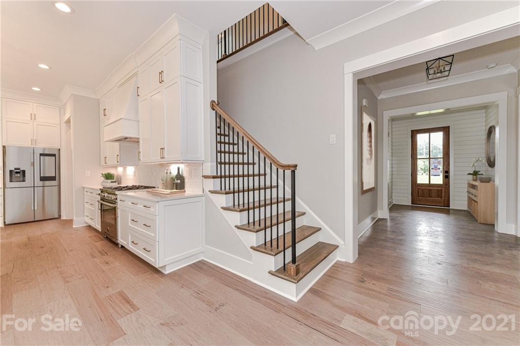 5702 Closeburn Road Charlotte, NC 28209 - Photo 16 of 35 Gallery Image 16