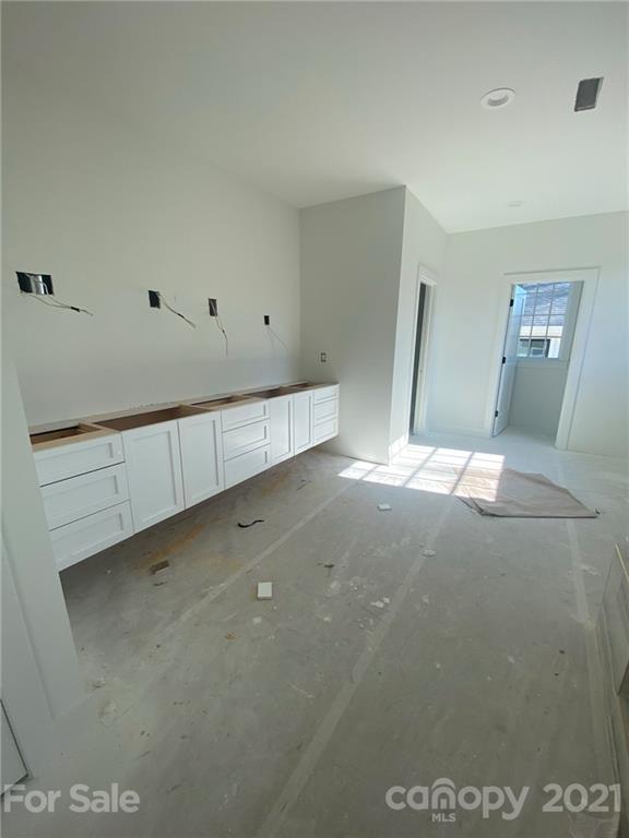 5702 Closeburn Road Charlotte, NC 28209 - Photo 28 of 35 Gallery Image 28