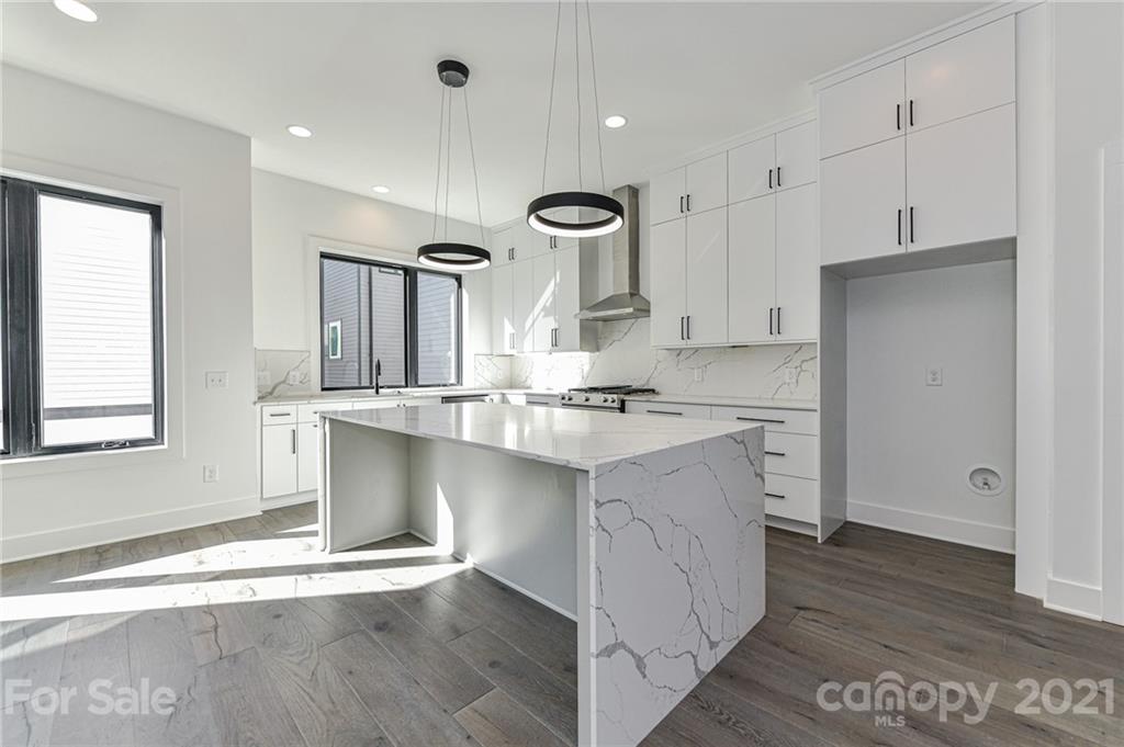 5702 Closeburn Road Charlotte, NC 28209 - Photo 4 of 35 Gallery Image 4