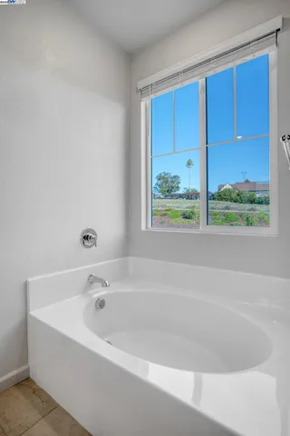 $924,800 | 4112 Markovich Court, Richmond, CA 94806