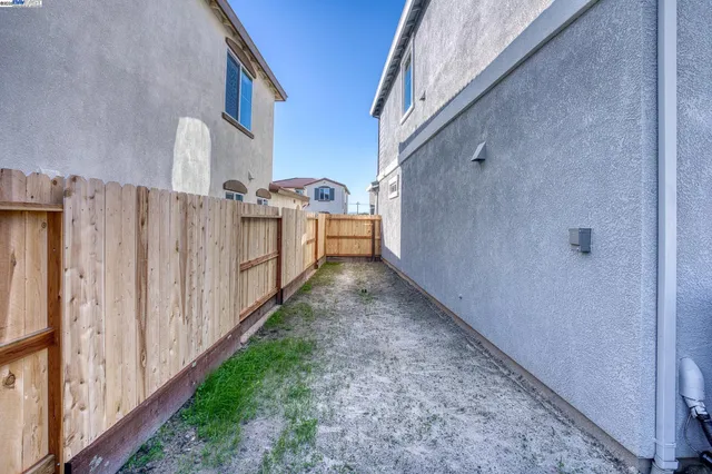 $924,800 | 4112 Markovich Court, Richmond, CA 94806