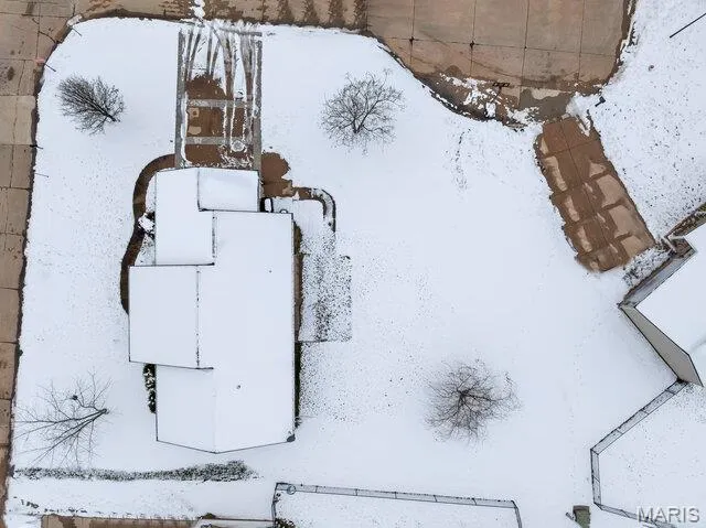 $260,000 | 270 Derek Drive, Hawk Point, MO 63349