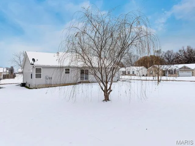 $260,000 | 270 Derek Drive, Hawk Point, MO 63349