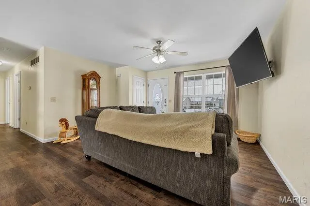 $260,000 | 270 Derek Drive, Hawk Point, MO 63349