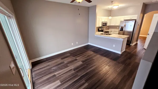 $1,375 | 530 Caldwell Loop, Jacksonville, NC 28546
