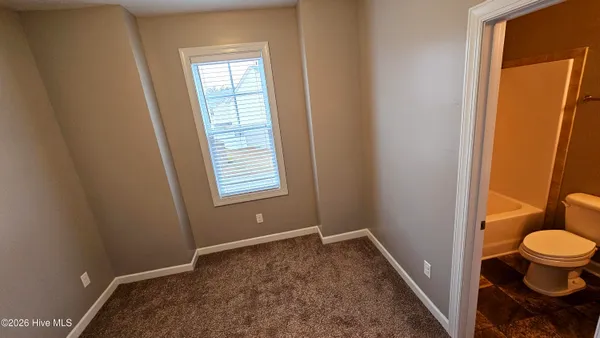 $1,375 | 530 Caldwell Loop, Jacksonville, NC 28546