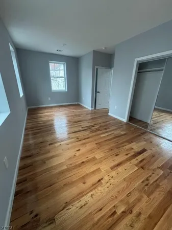 $2,800 | 81 Tremont Avenue, Newark, NJ 07106
