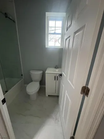 $2,800 | 81 Tremont Avenue, Newark, NJ 07106