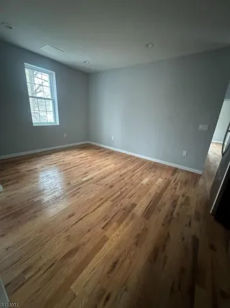 $2,800 | 81 Tremont Avenue, Newark, NJ 07106