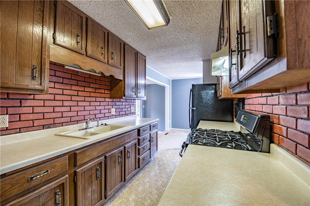 29 Wyoming Drive Decatur, IL 62526 - Photo 8 of 22