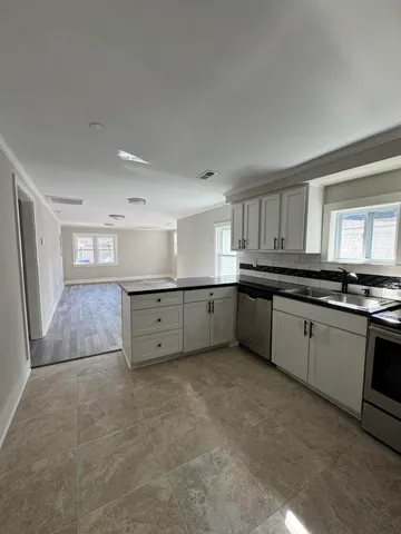 $2,000 | 1972 Arbutus Avenue, North Charleston, SC 29405