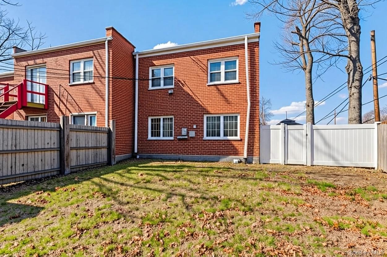 218-52 138th Road Queens, NY 11413 - Photo 20 of 25