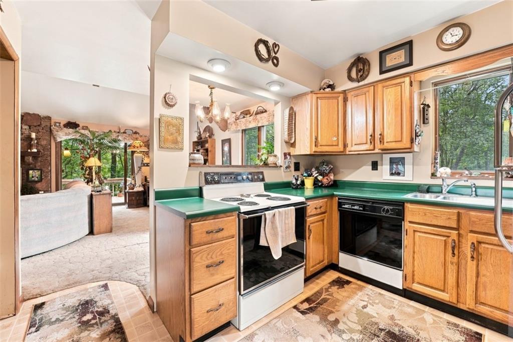 114 Firetower Road Ligonier, PA 15658 - Photo 5 of 49 Gallery Image 5