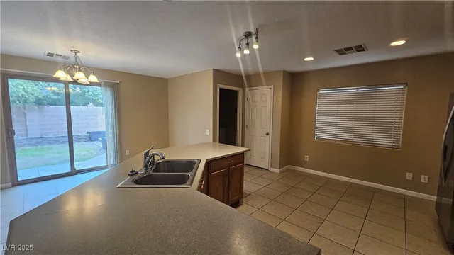 $400,000 | 9128 Westchester Hill Avenue, Las Vegas, NV 89148