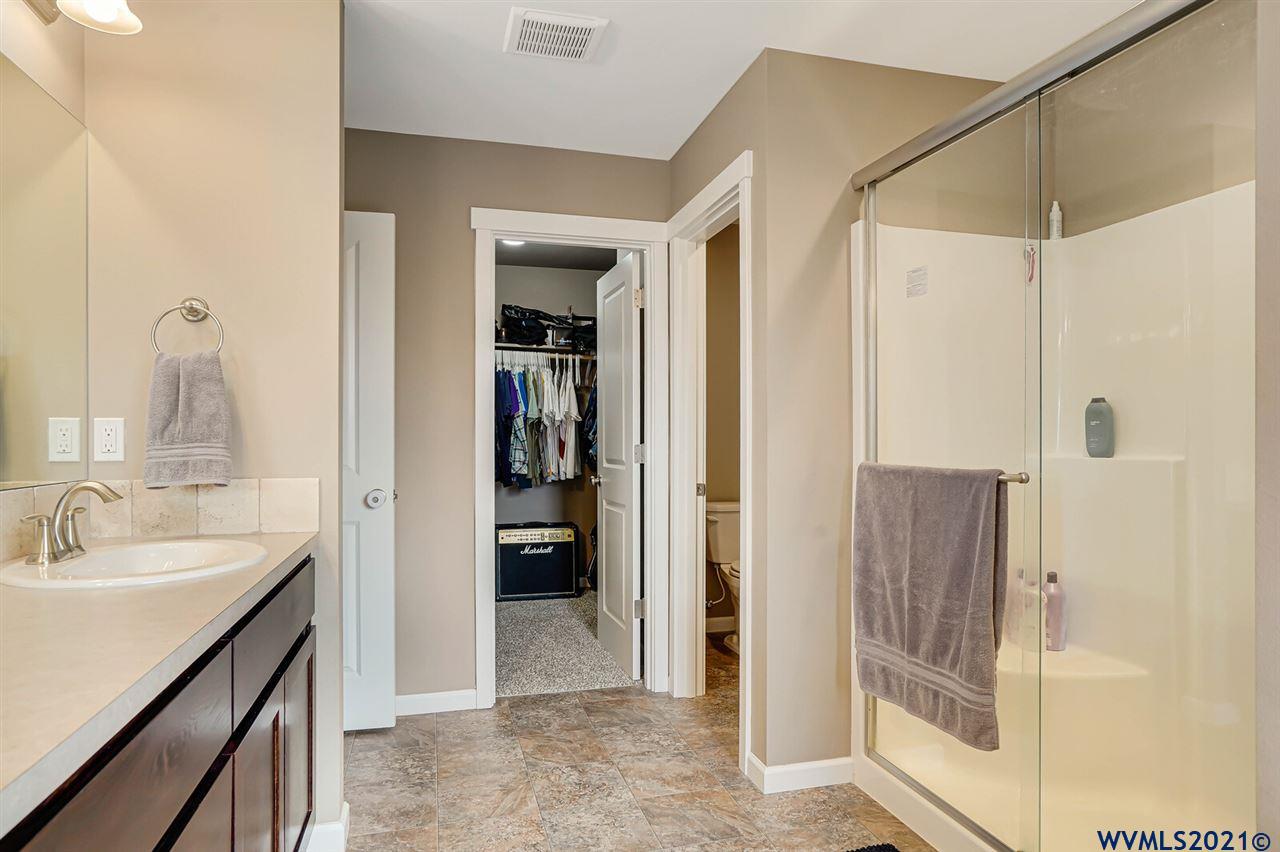 6064 Northeast Tuscan Loop Albany, OR 97321 - Photo 19 of 33 Gallery Image 19