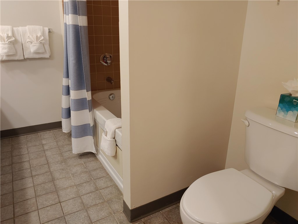 65 Ridge Road, Unit P33/W35 Newport, RI 02840 - Photo 15 of 30 Master Bath