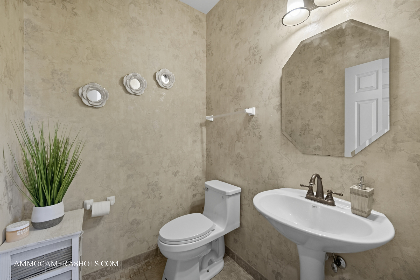 1142 Deerpath Road Aurora, IL 60506 - Photo 18 of 46