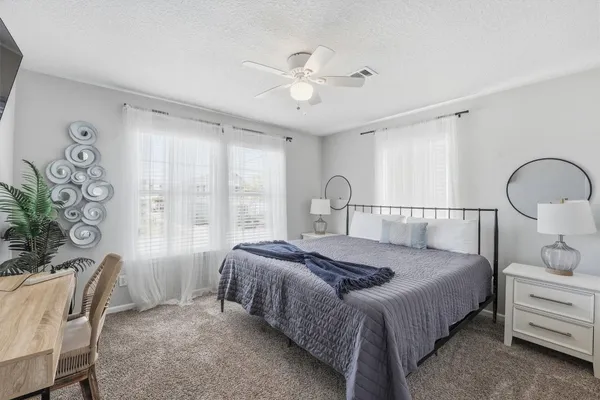 $2,100 | 2311 56th Street, Galveston, TX 77551