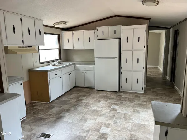 $1,100 | 74 White Pine, Louisburg, NC 27549