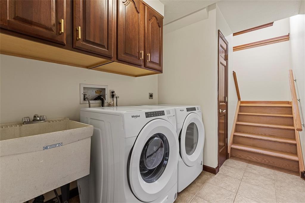 5150 Mamont Road Murrysville, PA 15668 - Photo 15 of 50 a utility room with dryer and washer