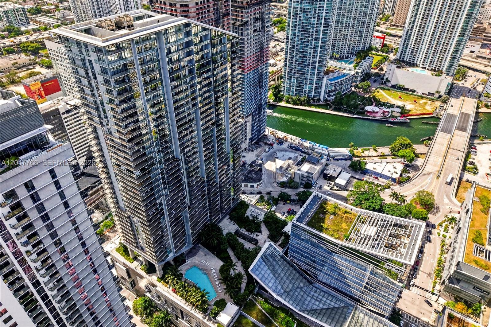 88 Southwest 7th Street, Unit PH4202 Miami, FL 33130 - Photo 86 of 88