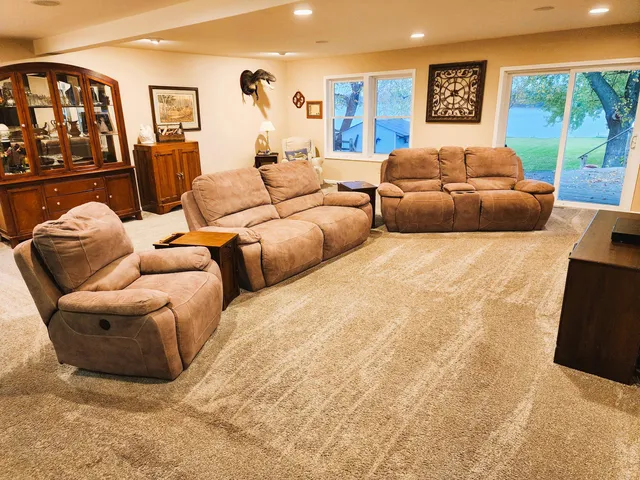 $899,999 | 7715 West Wind Lake Road, Norway, WI 53185