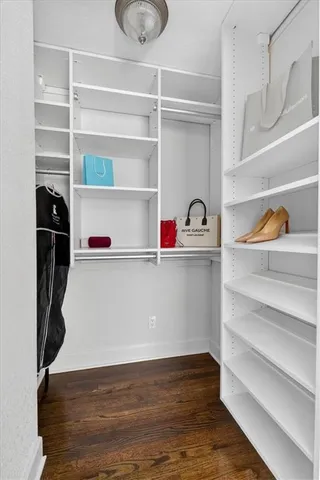 $185,000 | 4533 Holly Street, Unit 103, Kansas City, MO 64111