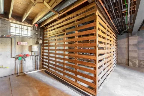 $185,000 | 4533 Holly Street, Unit 103, Kansas City, MO 64111