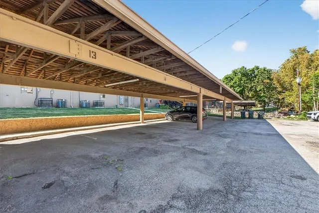 $185,000 | 4533 Holly Street, Unit 103, Kansas City, MO 64111