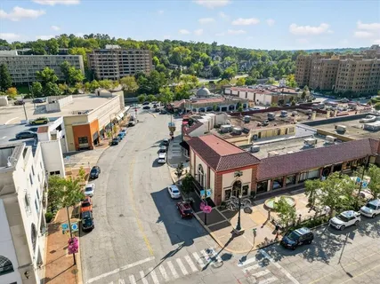 $185,000 | 4533 Holly Street, Unit 103, Kansas City, MO 64111