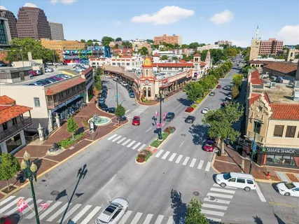 $185,000 | 4533 Holly Street, Unit 103, Kansas City, MO 64111