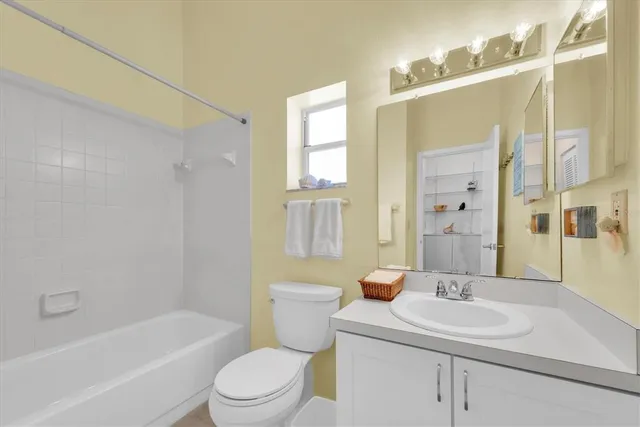 $410,000 | 801 Waterside Lane, Bradenton, FL 34209