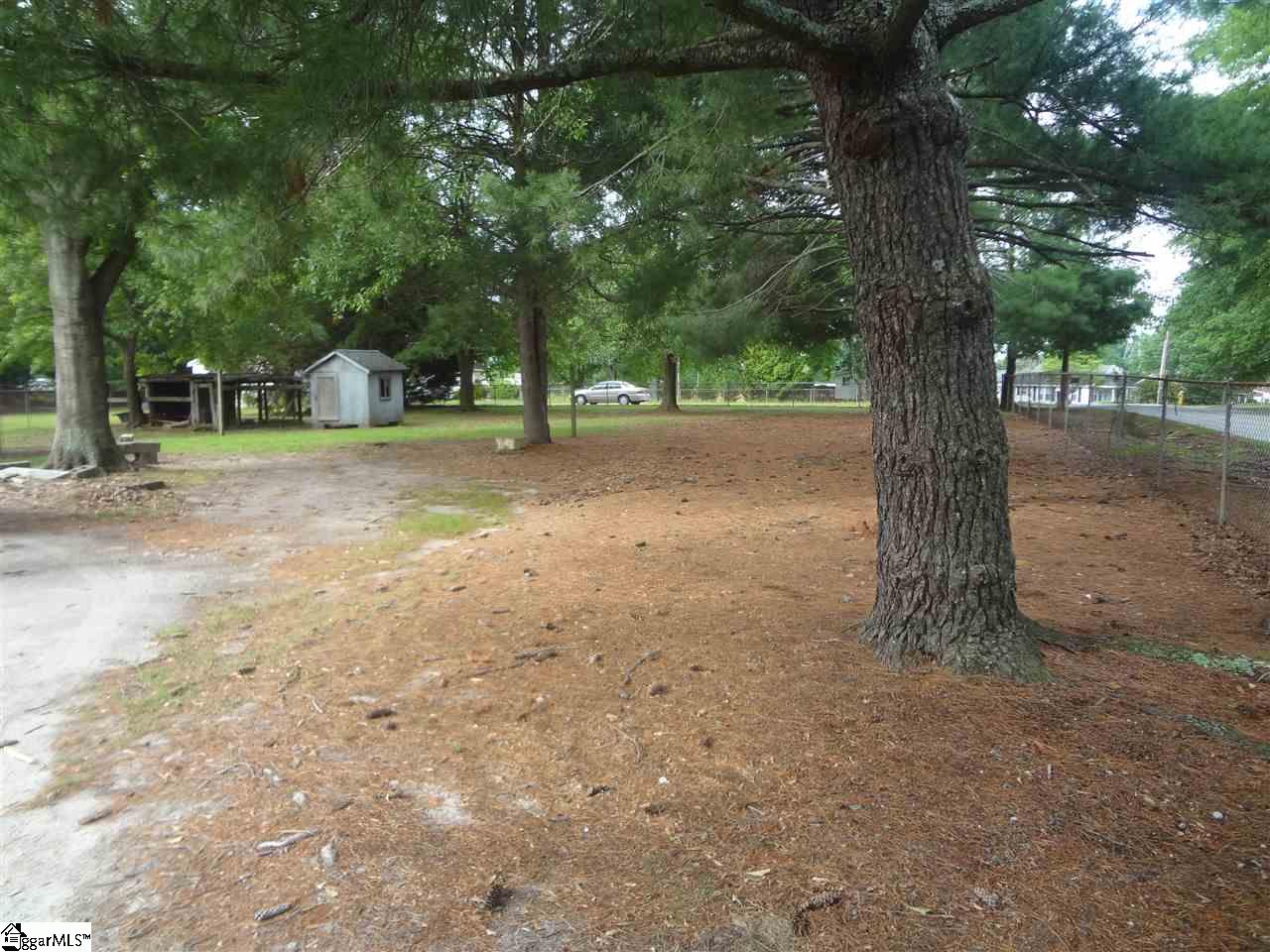 909 West Parker Road Greenville, SC 29617 - Photo 16 of 18 Gallery Image 16
