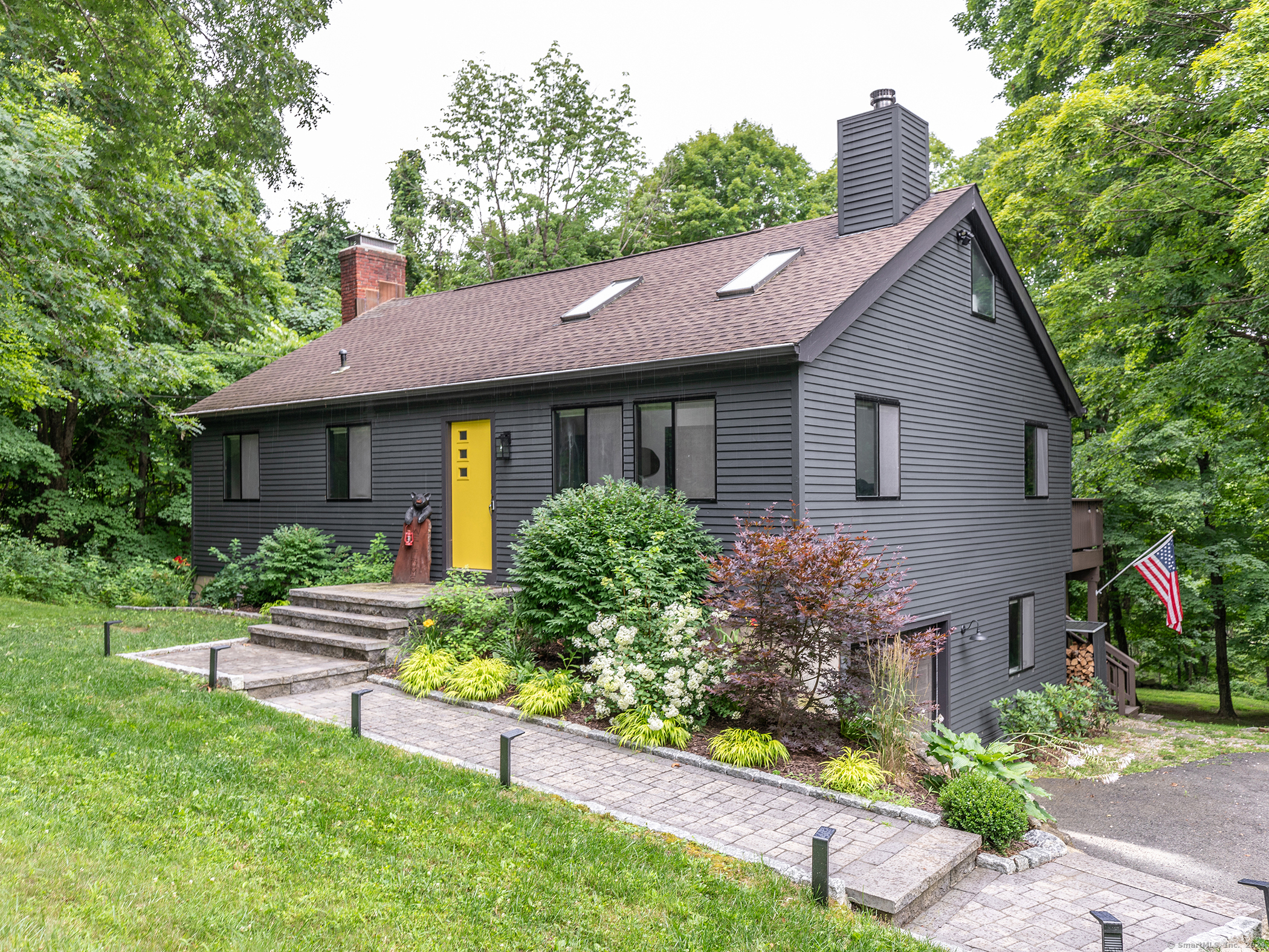 3 Burnett Road New Milford, CT 06776 - Photo 2 of 38